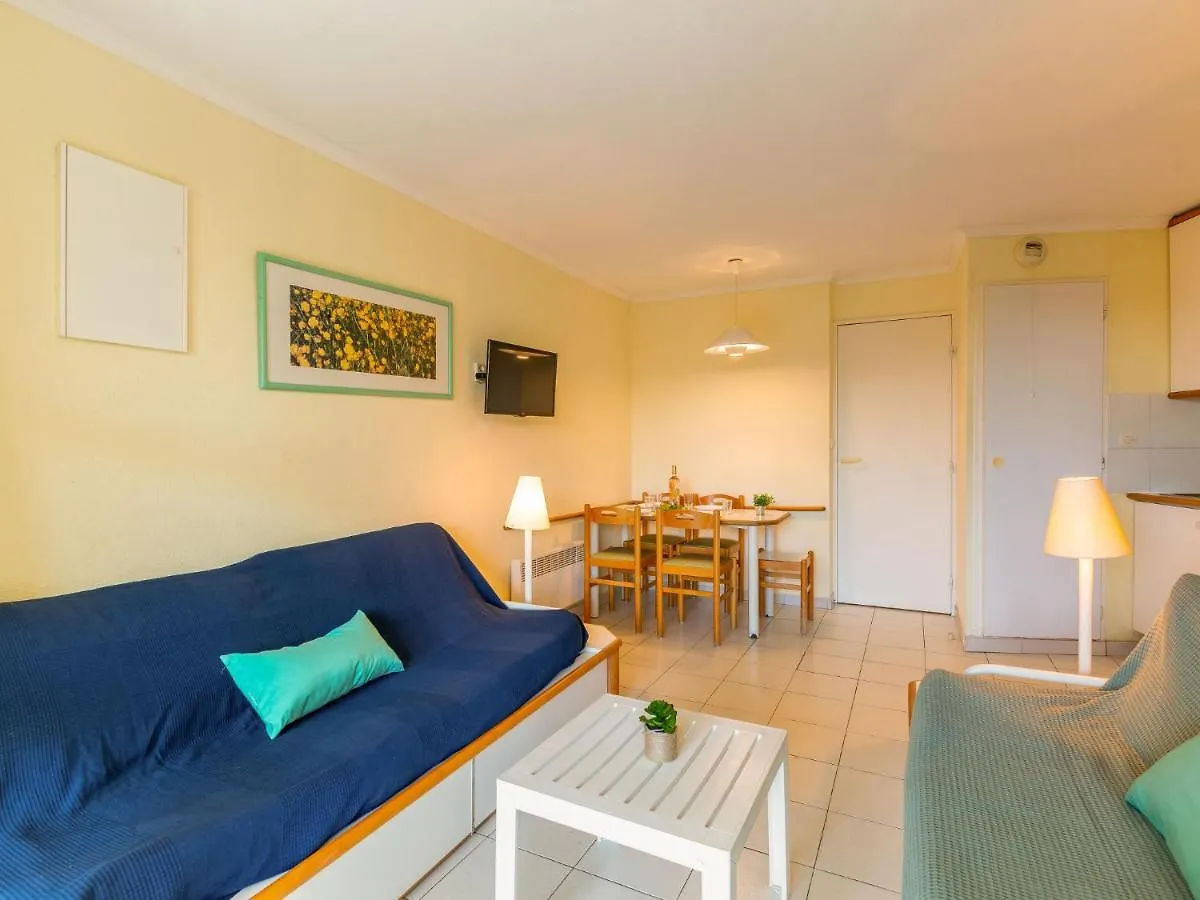 Apartment Village Cap Esterel - L'Esquinade-48 By Interhome Saint-Raphael  France