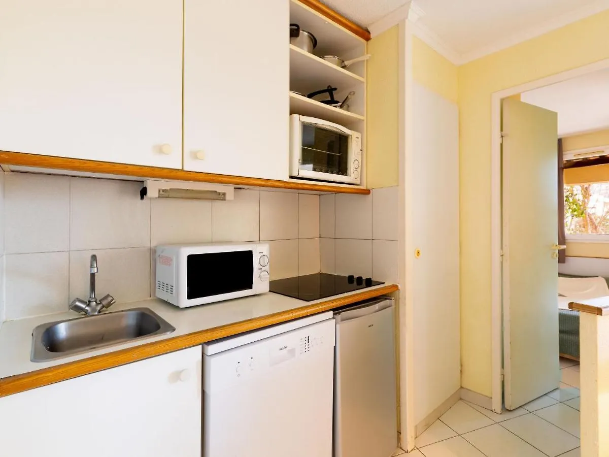 Apartment Village Cap Esterel - L'Esquinade-48 By Interhome Saint-Raphael  Saint-Raphael (Var)