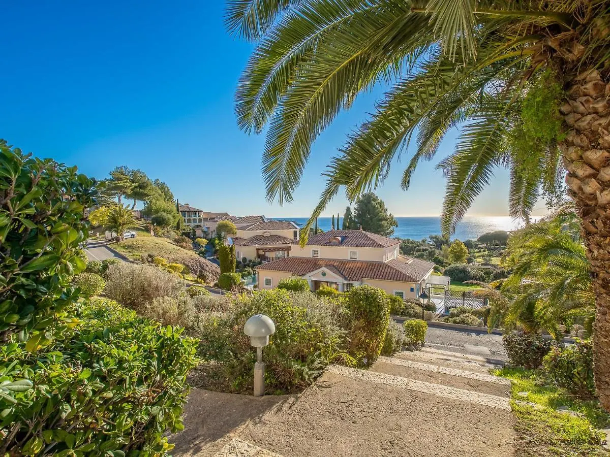 Apartment Village Cap Esterel - L'Esquinade-48 By Interhome Saint-Raphaël