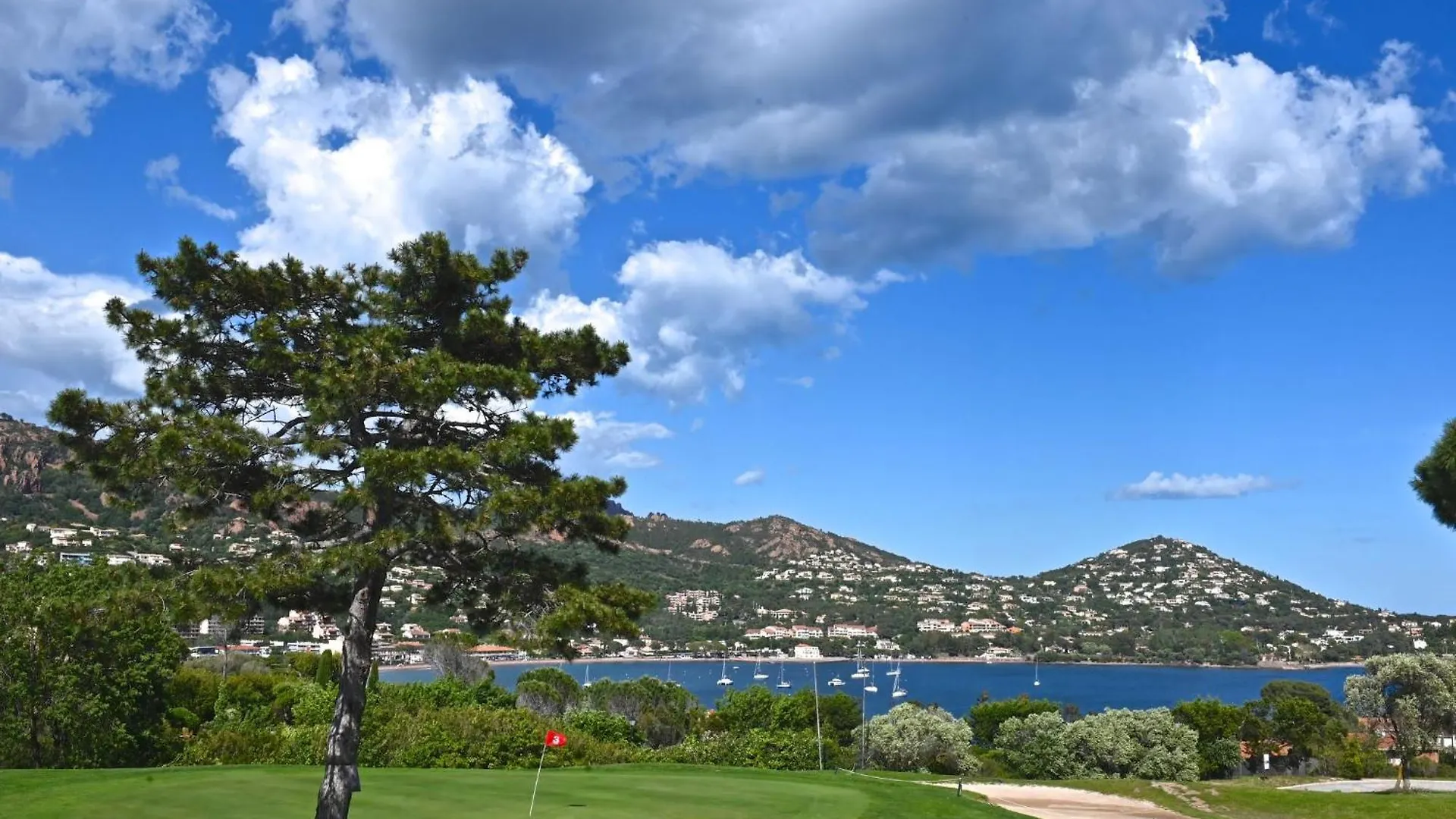 Apartment Village Cap Esterel - L'Esquinade-48 By Interhome Saint-Raphael