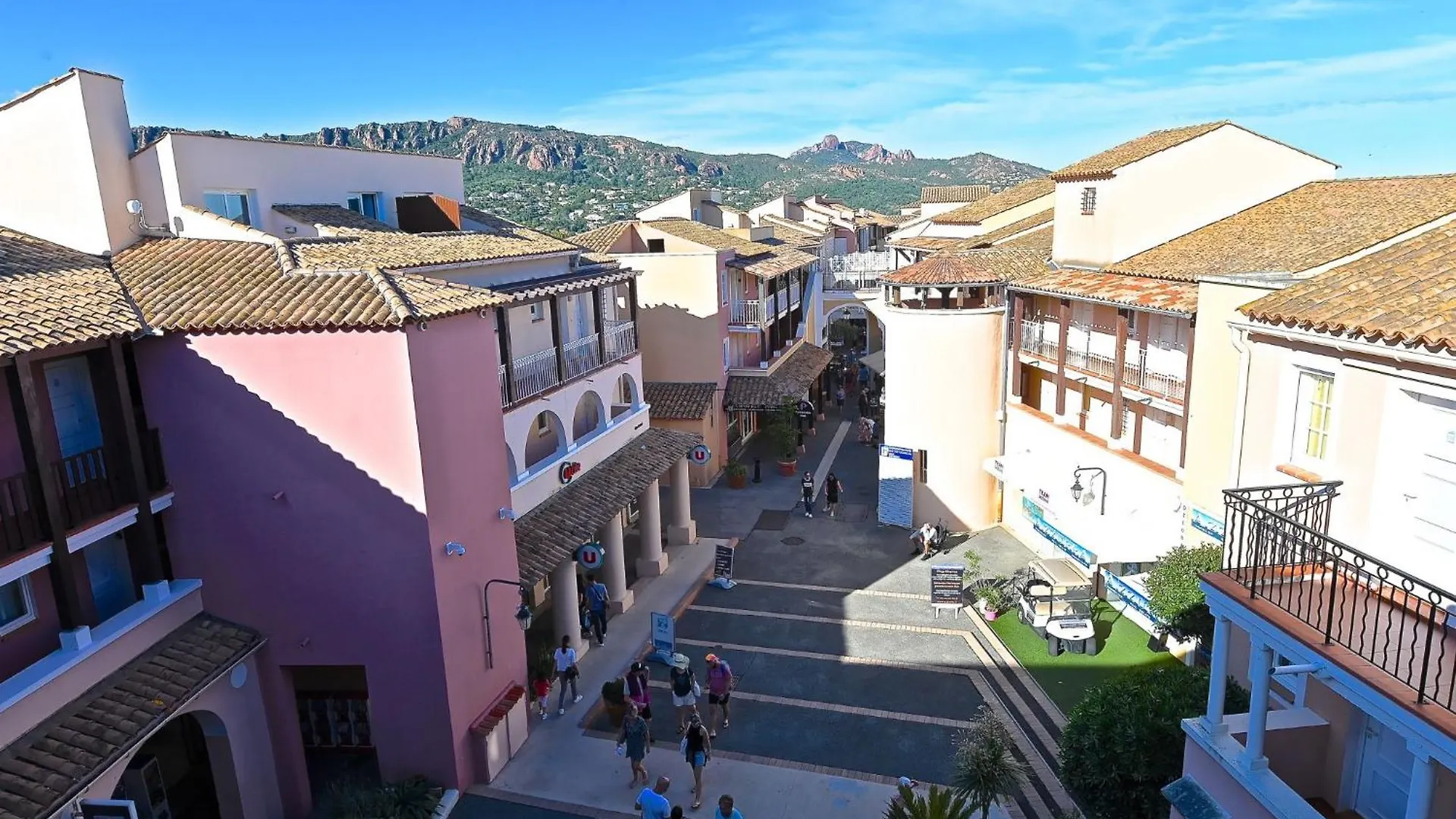 Apartment Village Cap Esterel - L'Esquinade-48 By Interhome Saint-Raphael